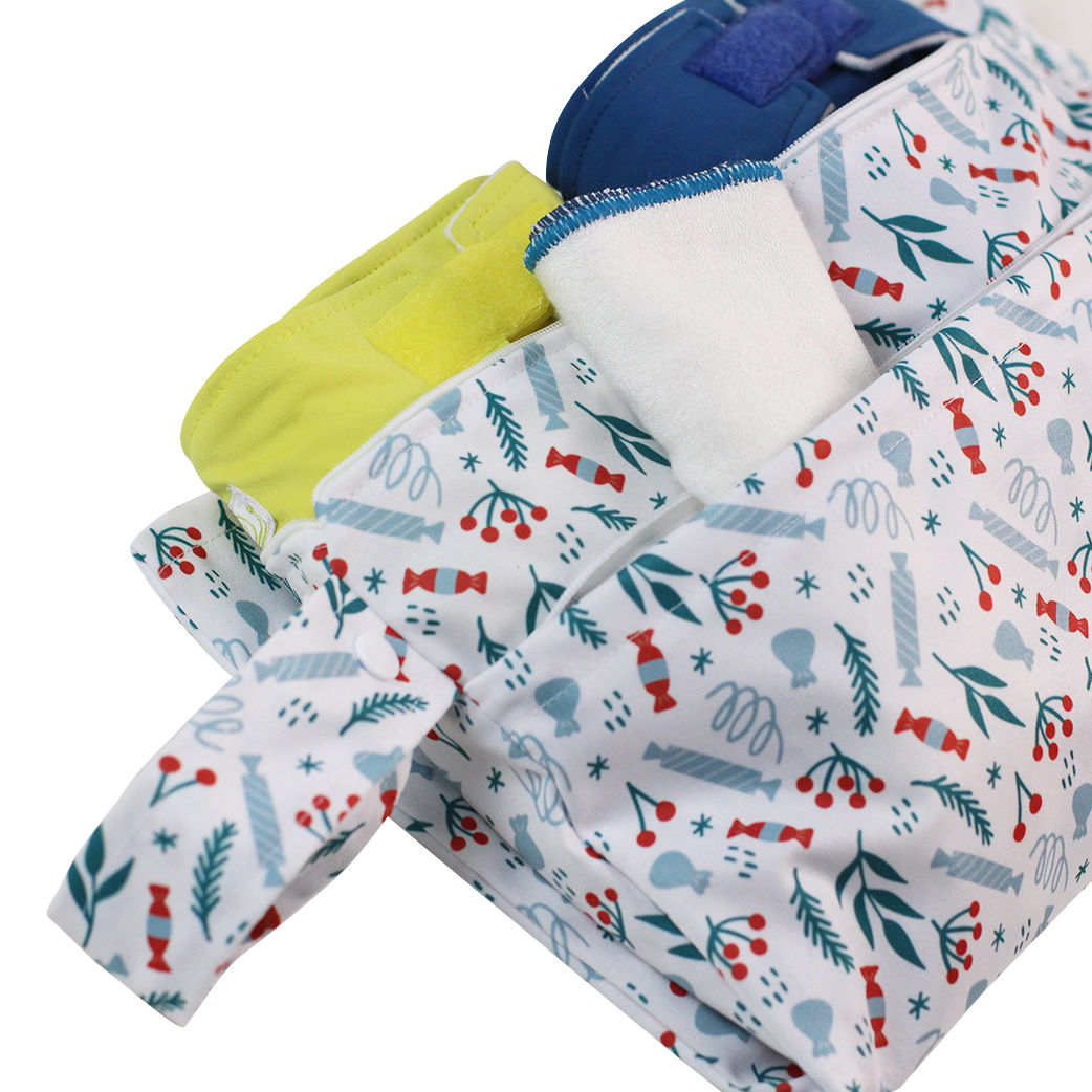 Are dry swimming bags 100% waterproof?